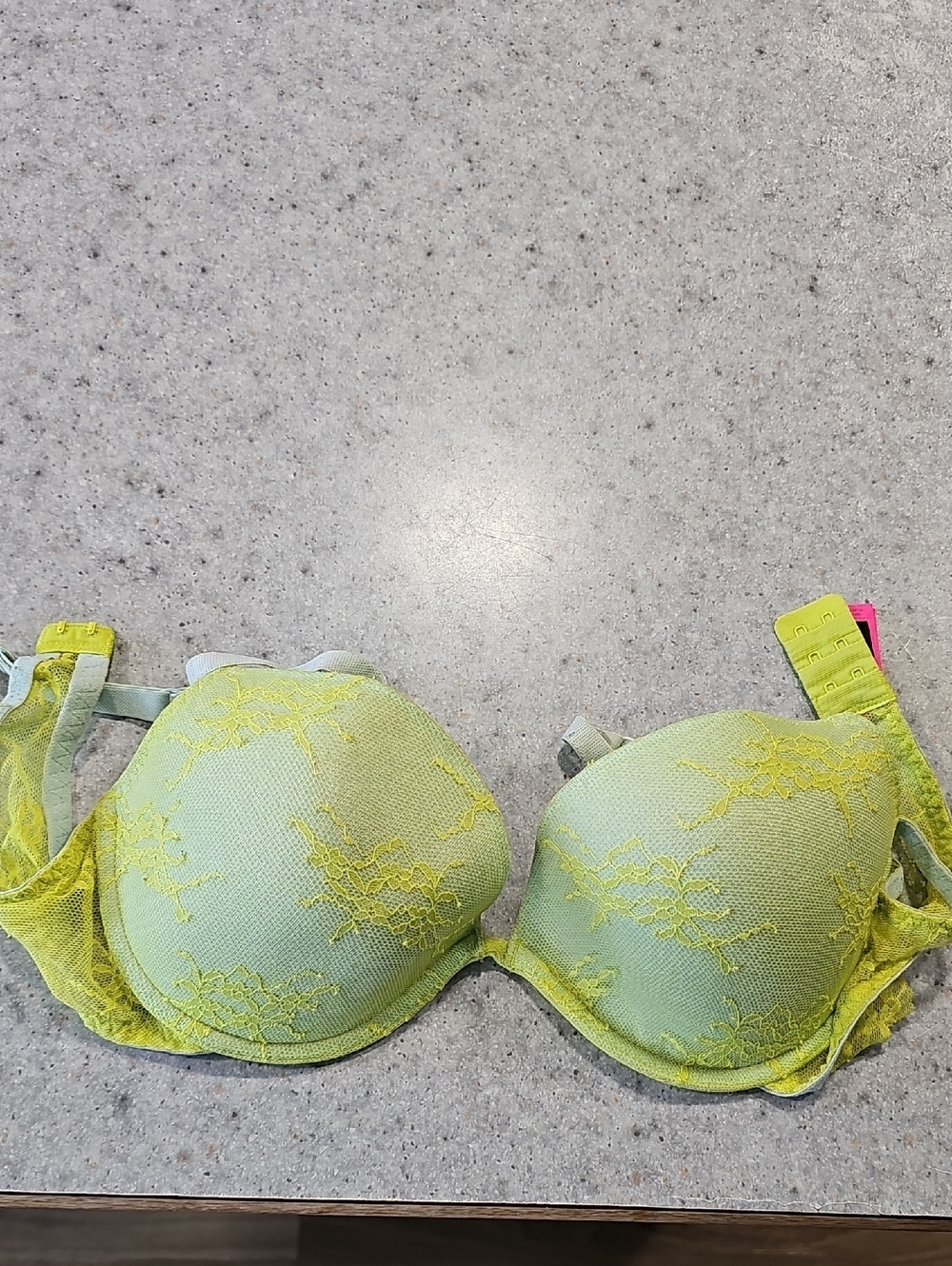 La SENZA The Show Off Light Green 34D Bra with Yellow Lace Trim